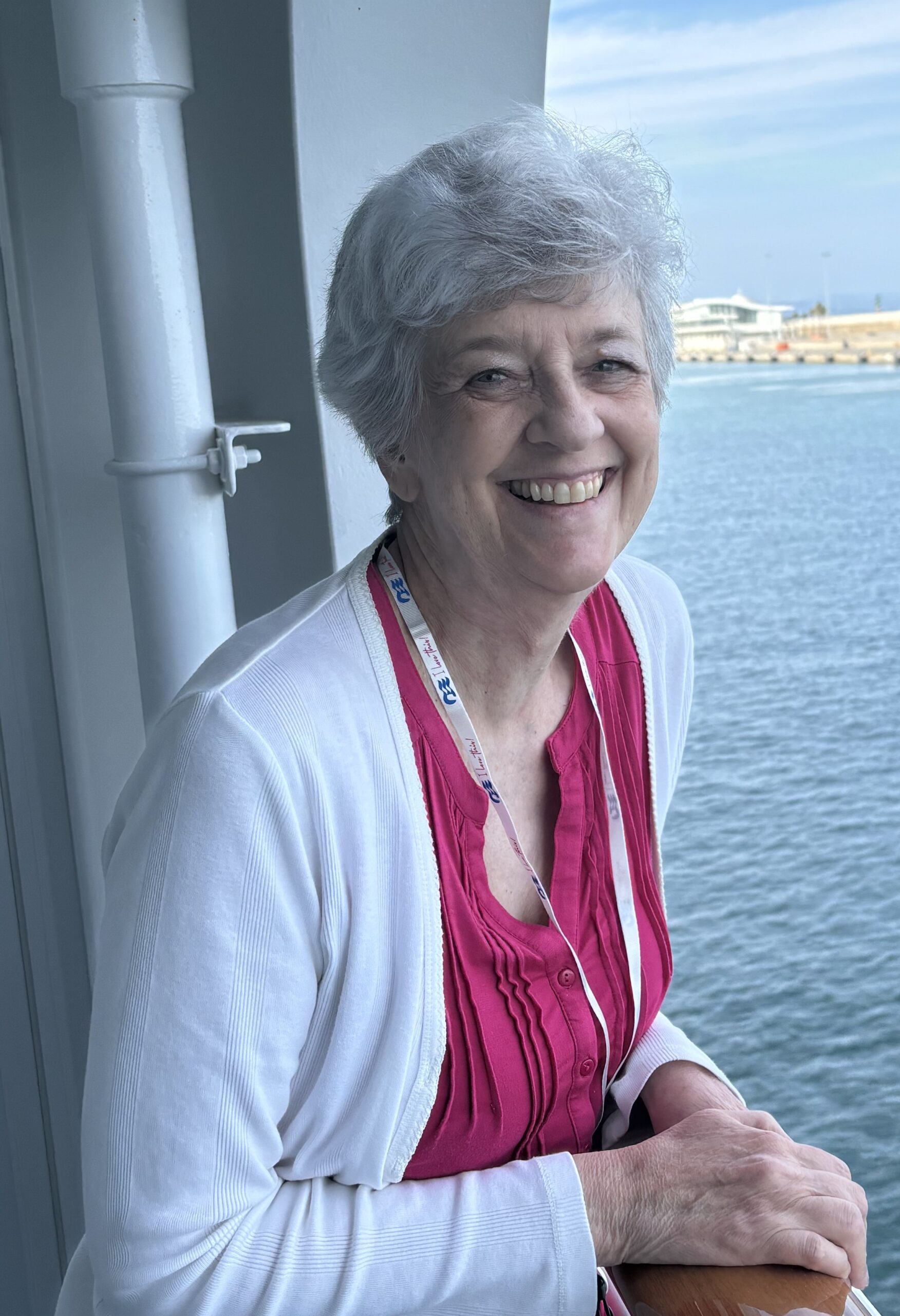 Carolyn Powers head shot
